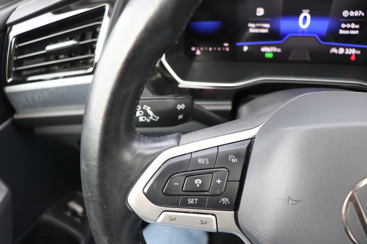 Volkswagen Jetta SE Auto 2024