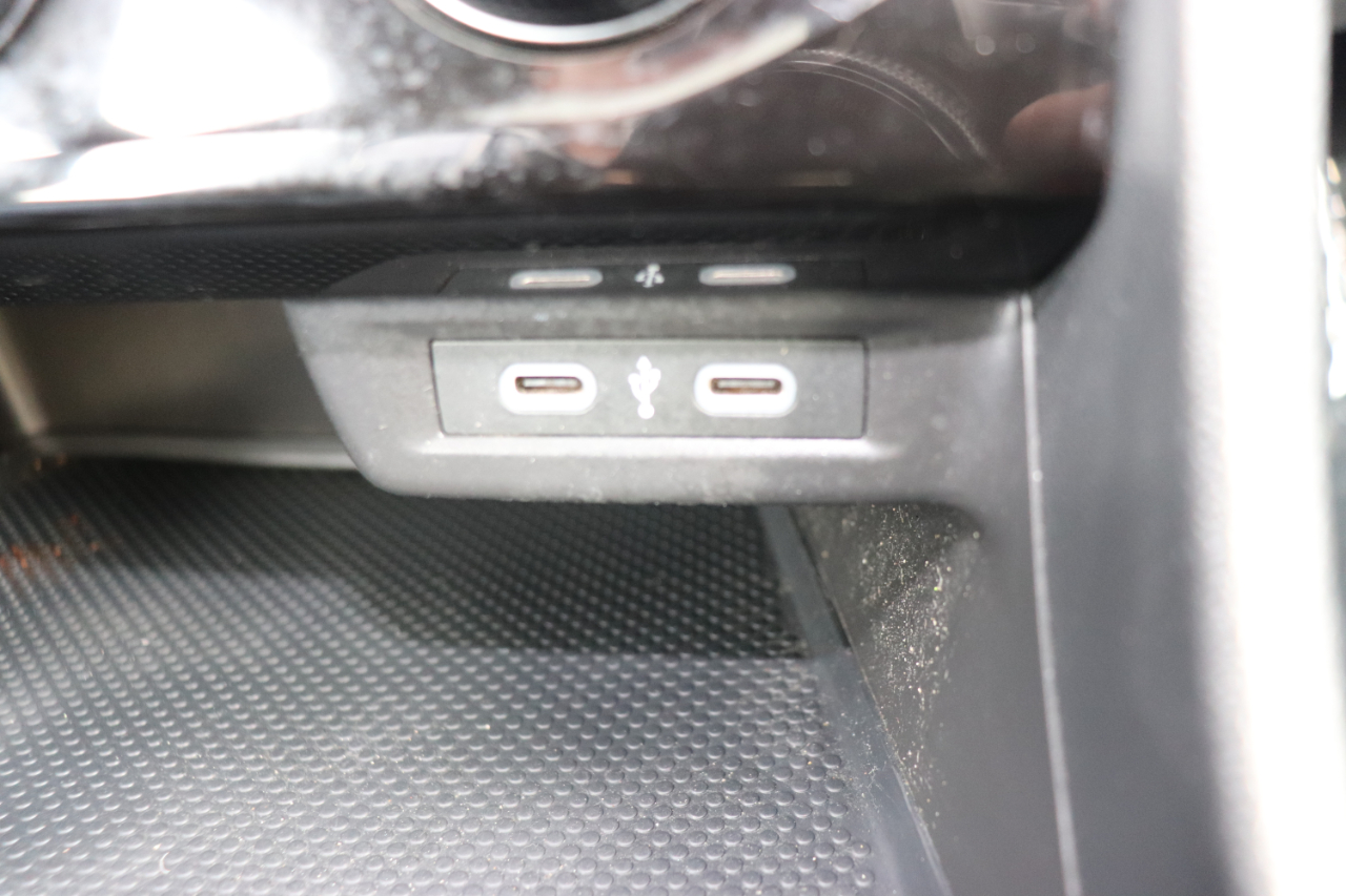 Volkswagen Jetta SE Auto 2024