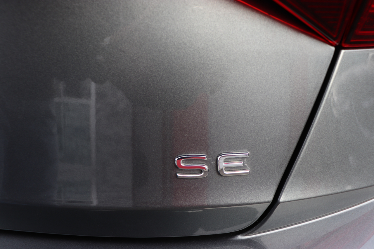 Volkswagen Jetta SE Auto 2024