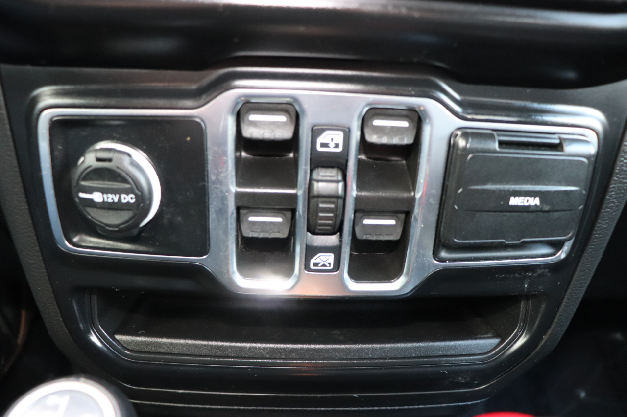 Jeep Wrangler 4xe Sahara 4x4 2023