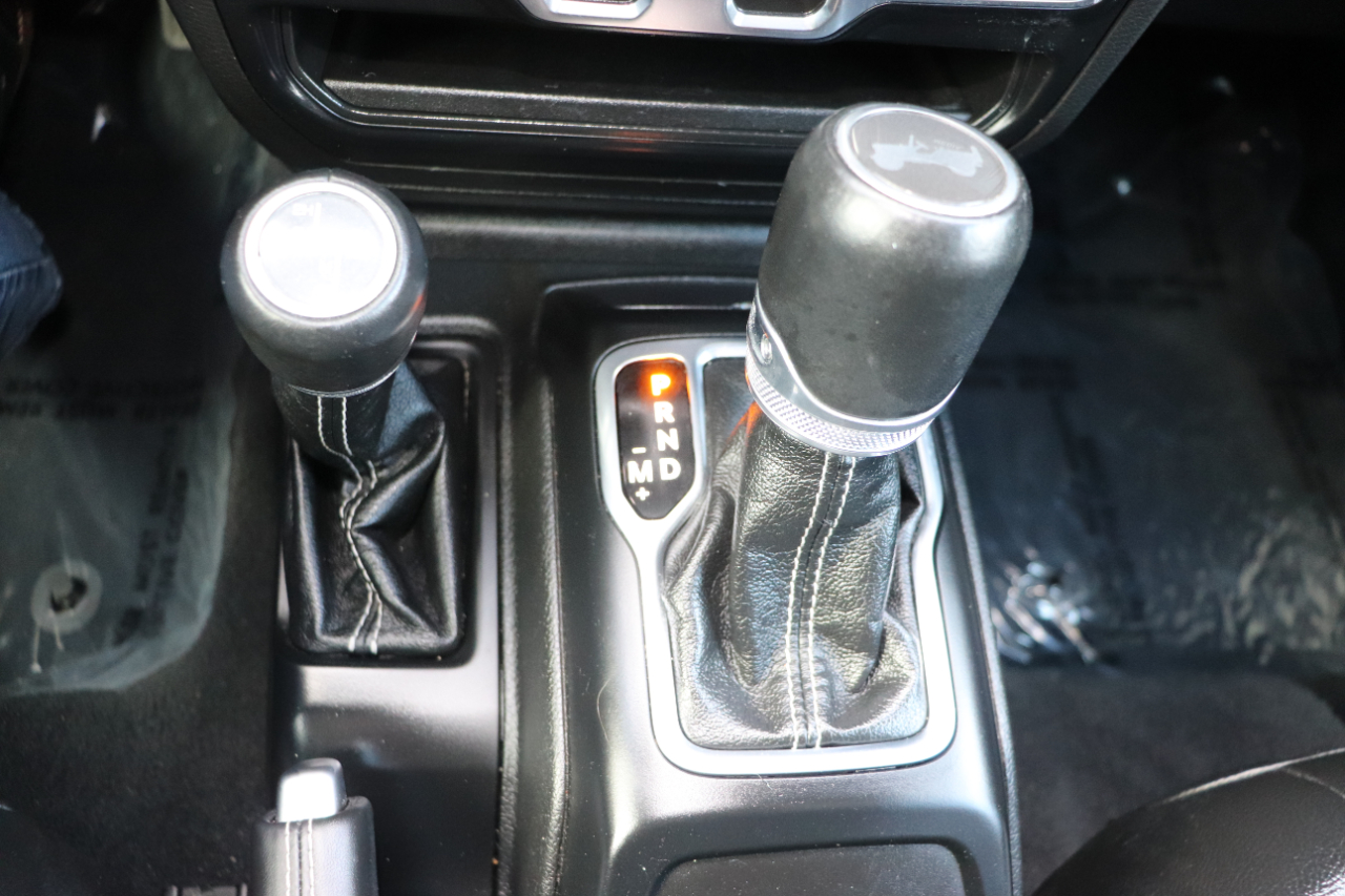 Jeep Wrangler 4xe Sahara 4x4 2023