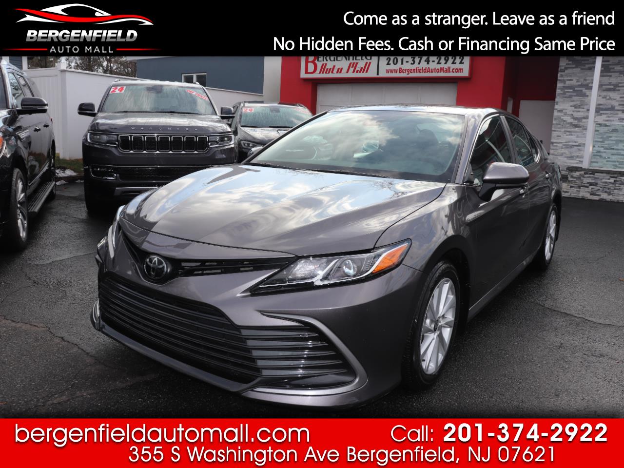 Toyota Camry LE Auto (Natl) 2024