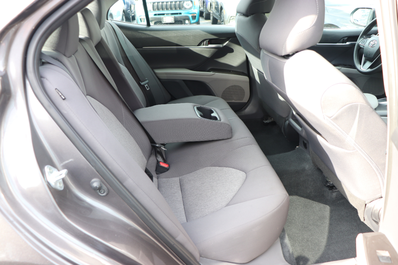 Toyota Camry LE Auto (Natl) 2024