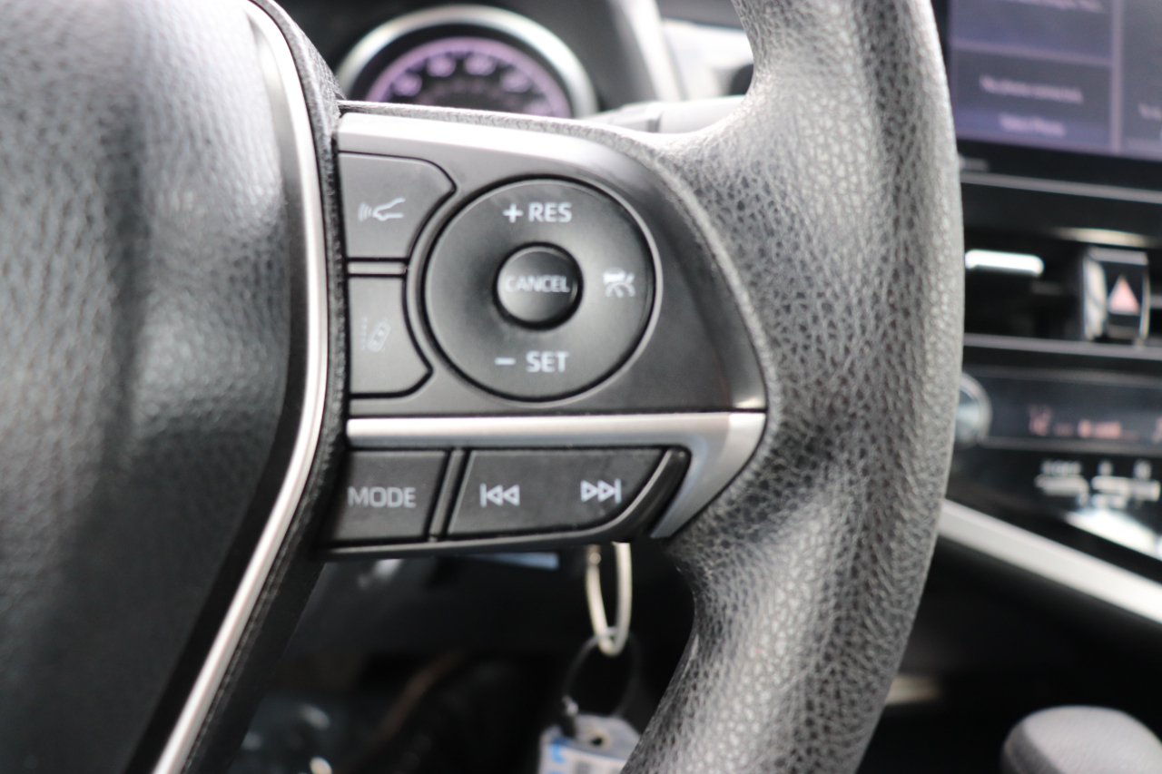 Toyota Camry LE Auto (Natl) 2024