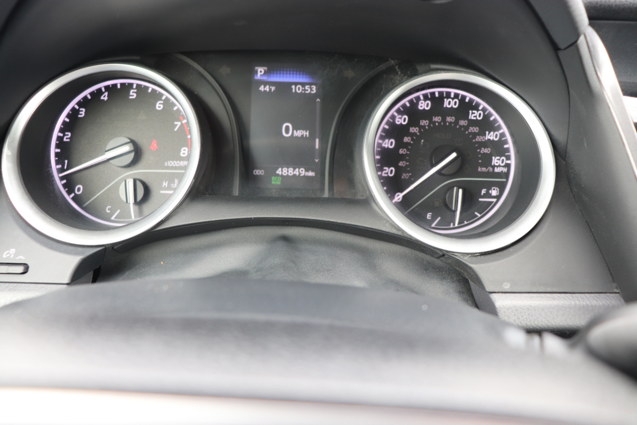 Toyota Camry LE Auto (Natl) 2024