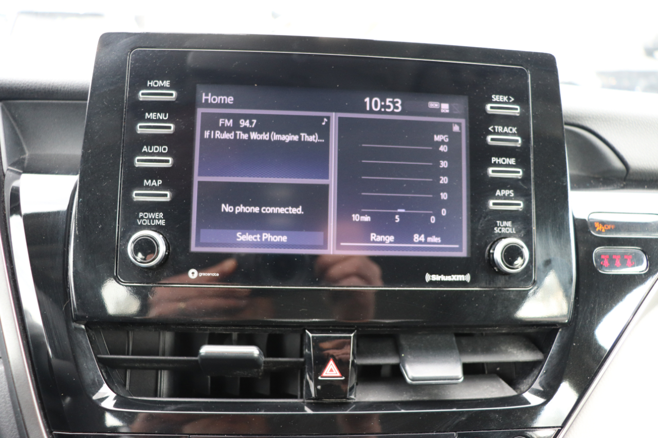 Toyota Camry LE Auto (Natl) 2024