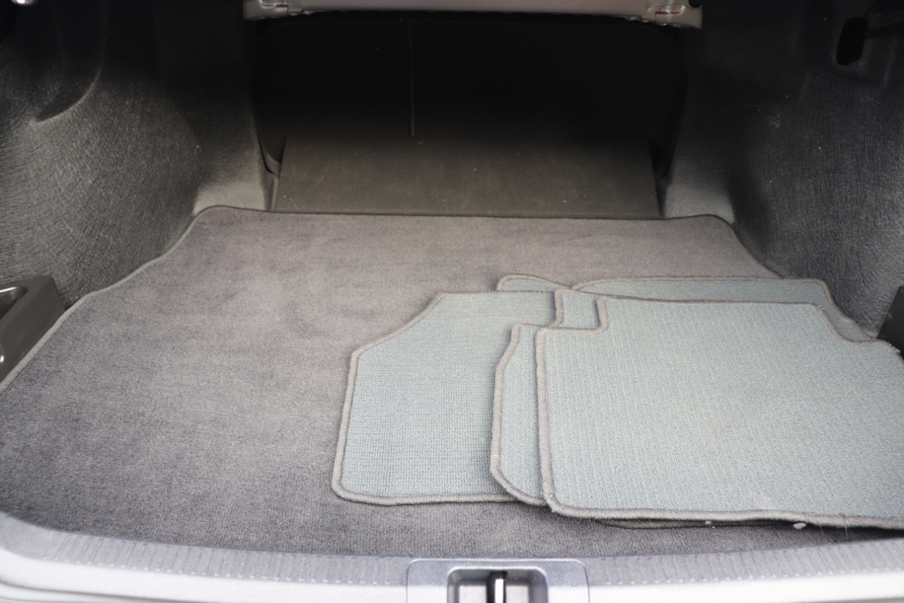 Toyota Camry LE Auto (Natl) 2024