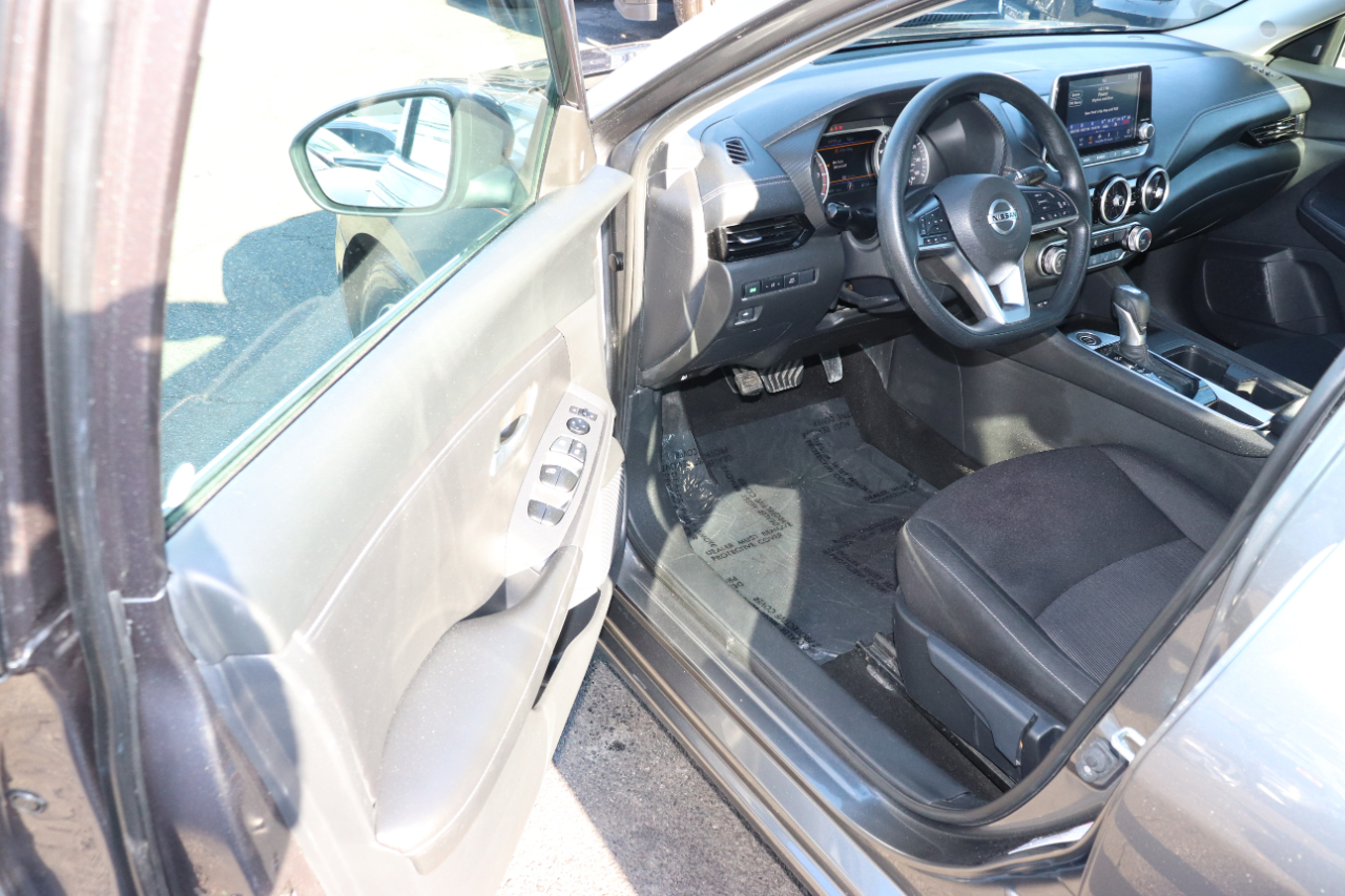 Nissan Sentra SV CVT 2023