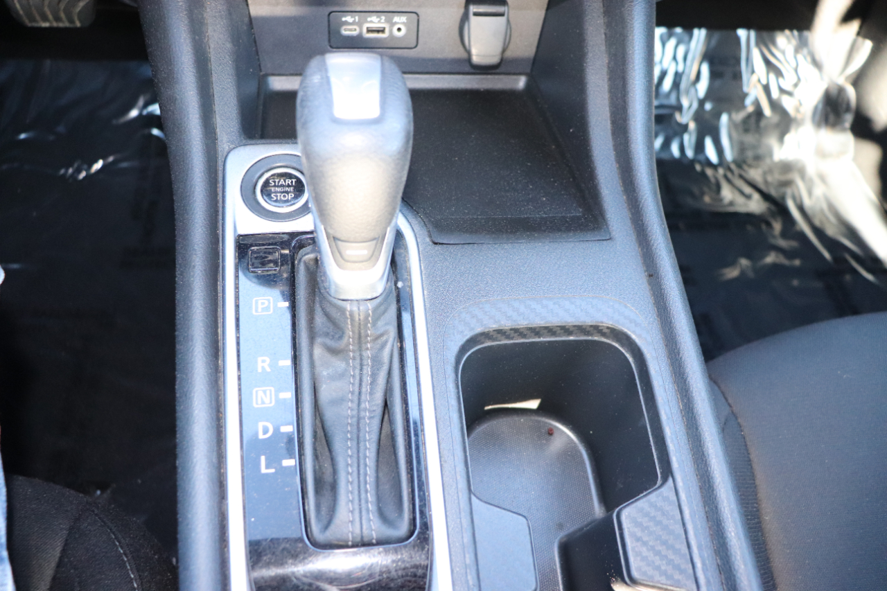 Nissan Sentra SV CVT 2023