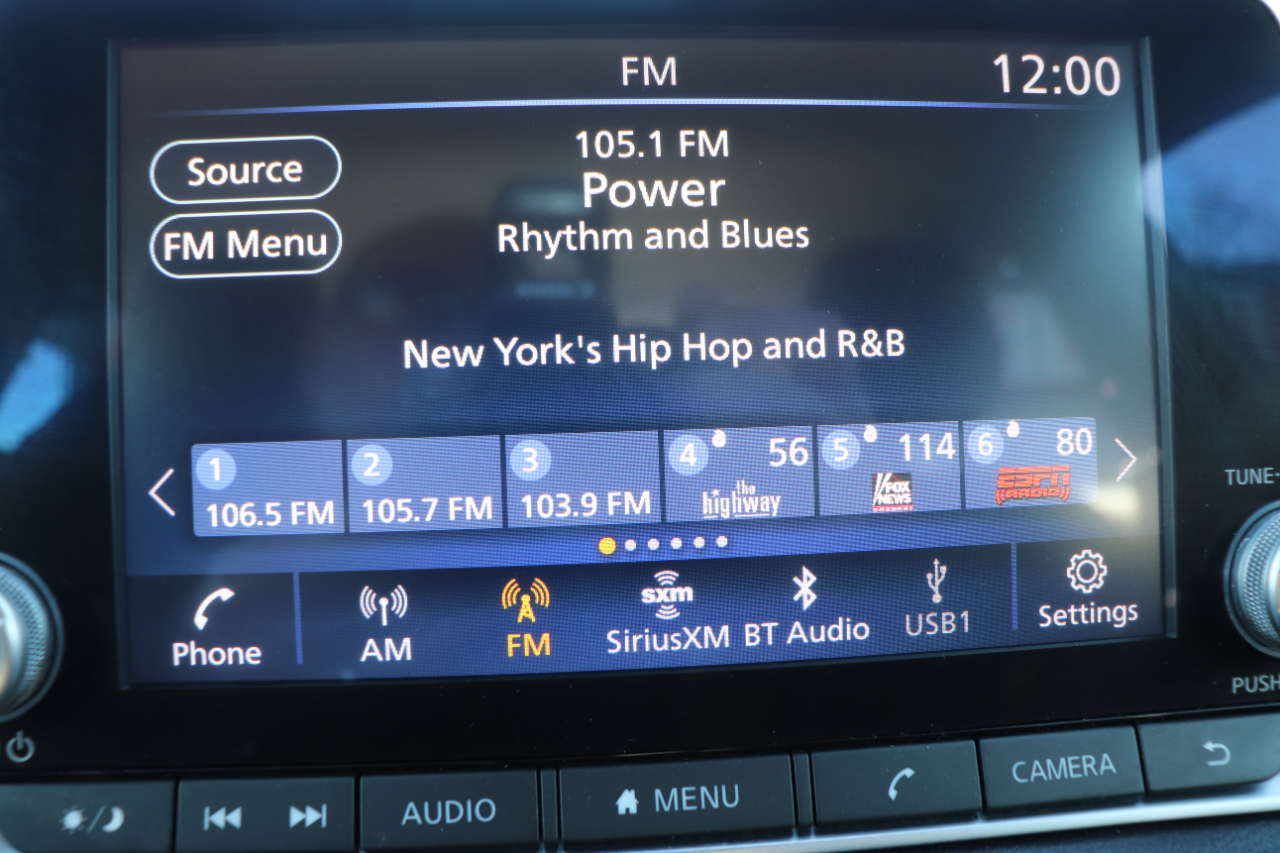 Nissan Sentra SV CVT 2023