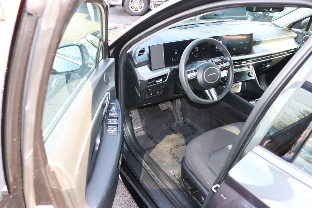 Hyundai Sonata SEL 2.5L FWD 2024