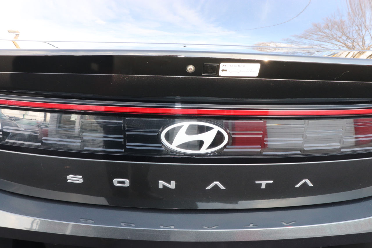 Hyundai Sonata SEL 2.5L FWD 2024