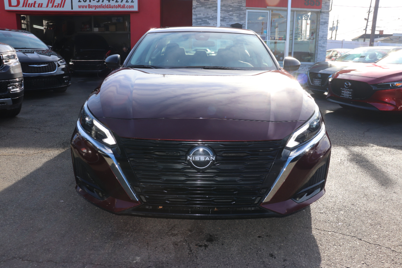 Nissan Altima 2.5 SV Sedan 2024