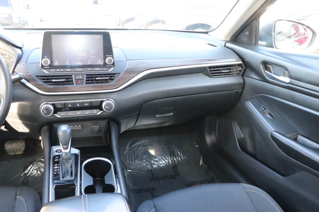 Nissan Altima 2.5 SV Sedan 2024