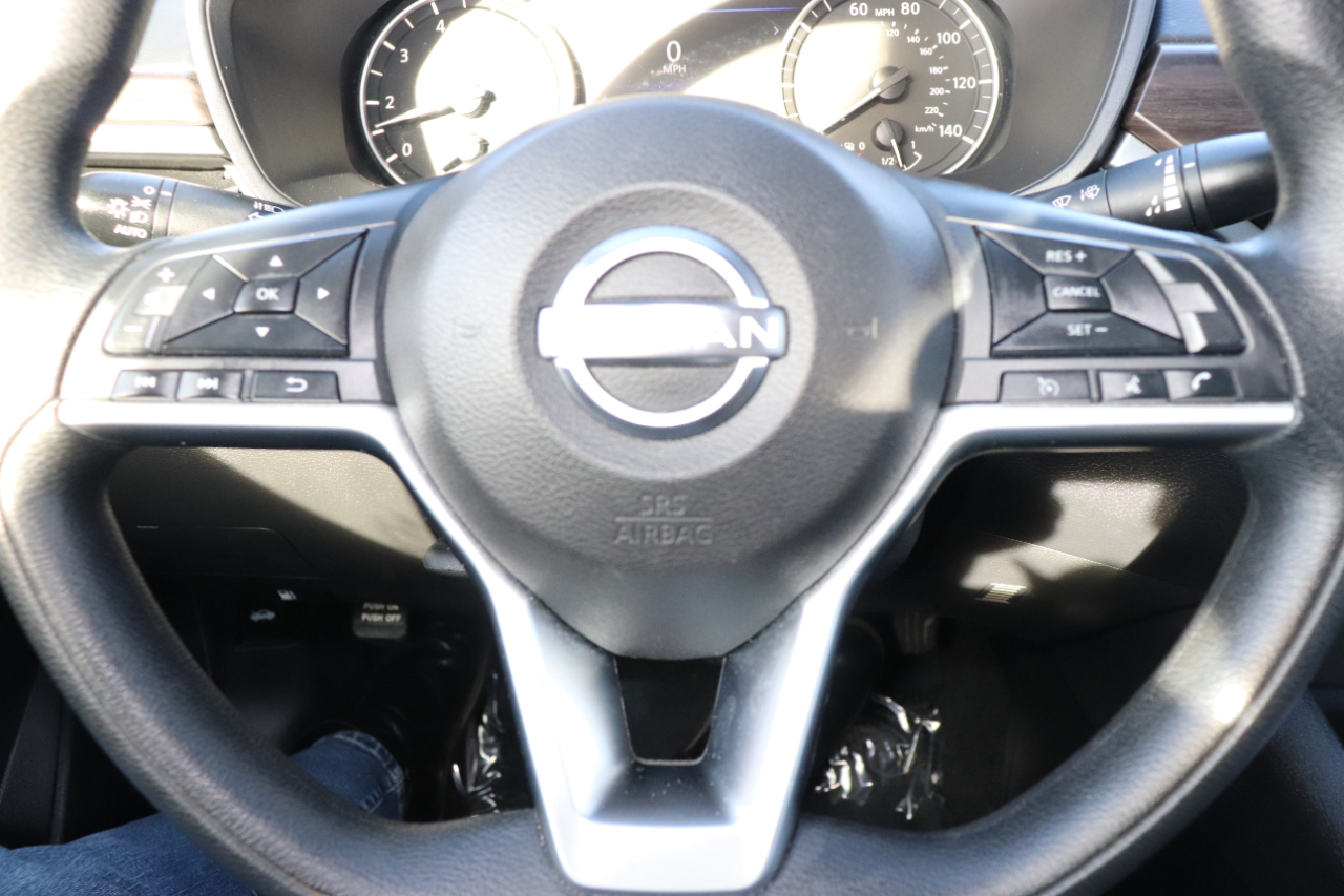 Nissan Altima 2.5 SV Sedan 2024