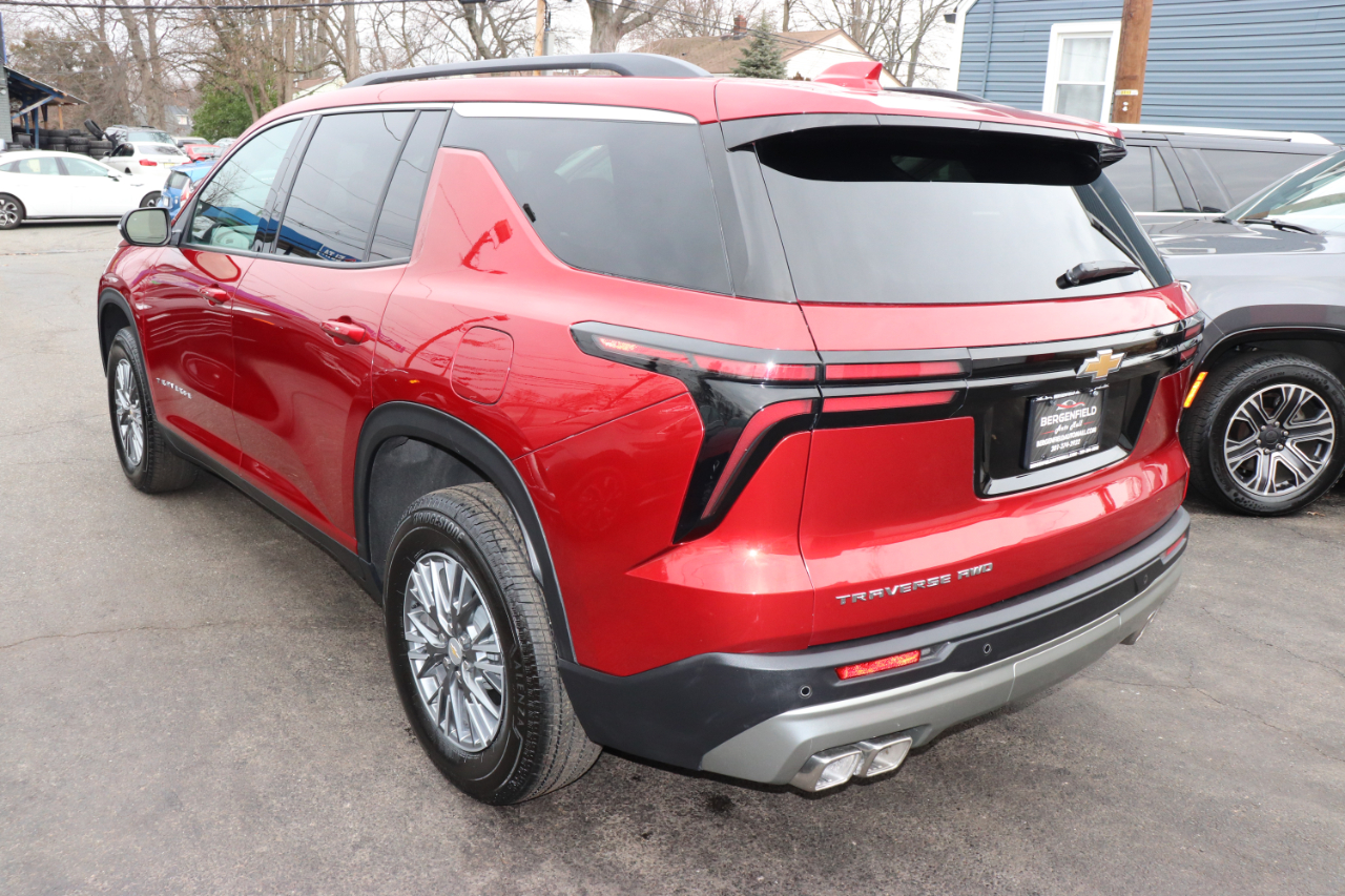 Chevrolet Traverse AWD 4dr LT w/2LT 2026