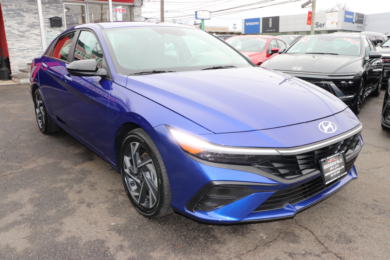 Hyundai Elantra Hybrid SEL Sport DCT 2025