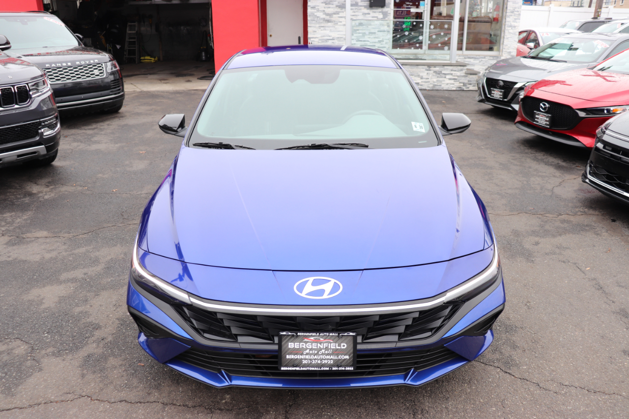 Hyundai Elantra Hybrid SEL Sport DCT 2025