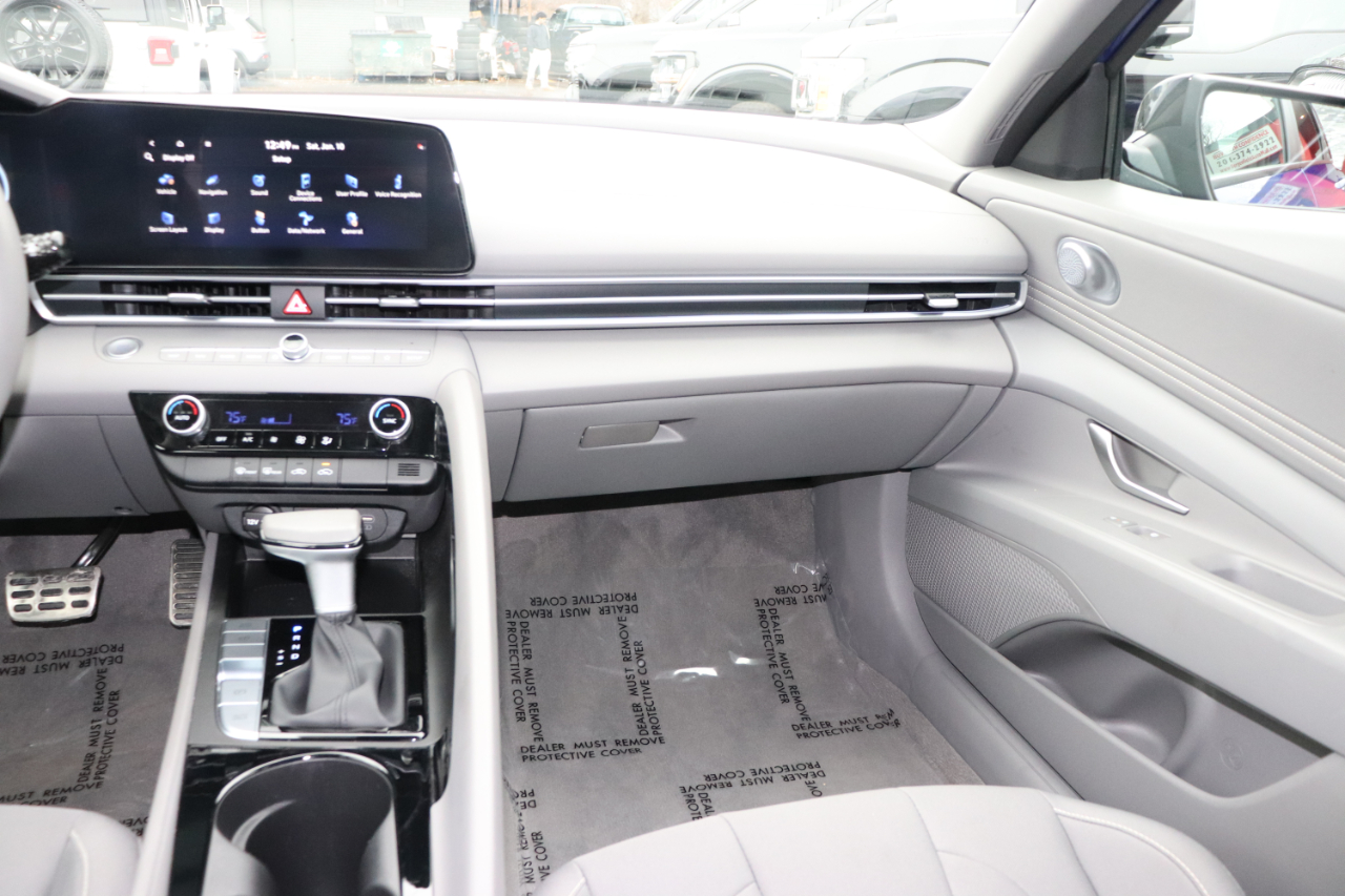 Hyundai Elantra Hybrid SEL Sport DCT 2025