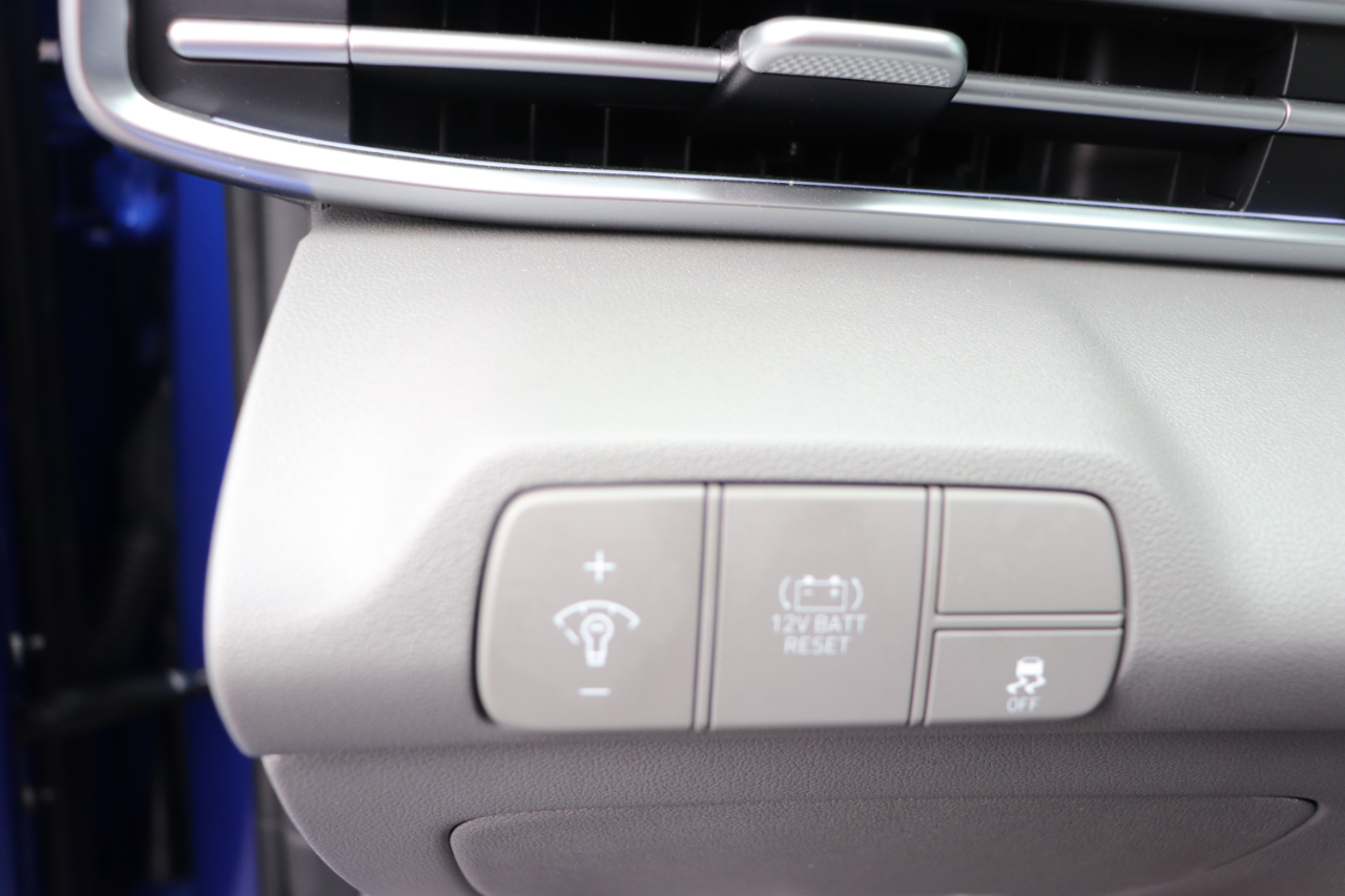 Hyundai Elantra Hybrid SEL Sport DCT 2025