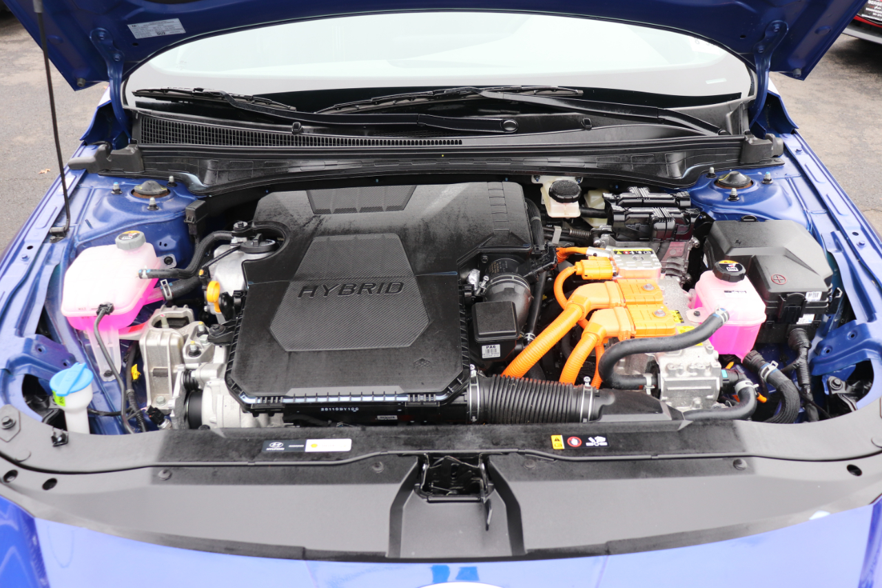 Hyundai Elantra Hybrid SEL Sport DCT 2025