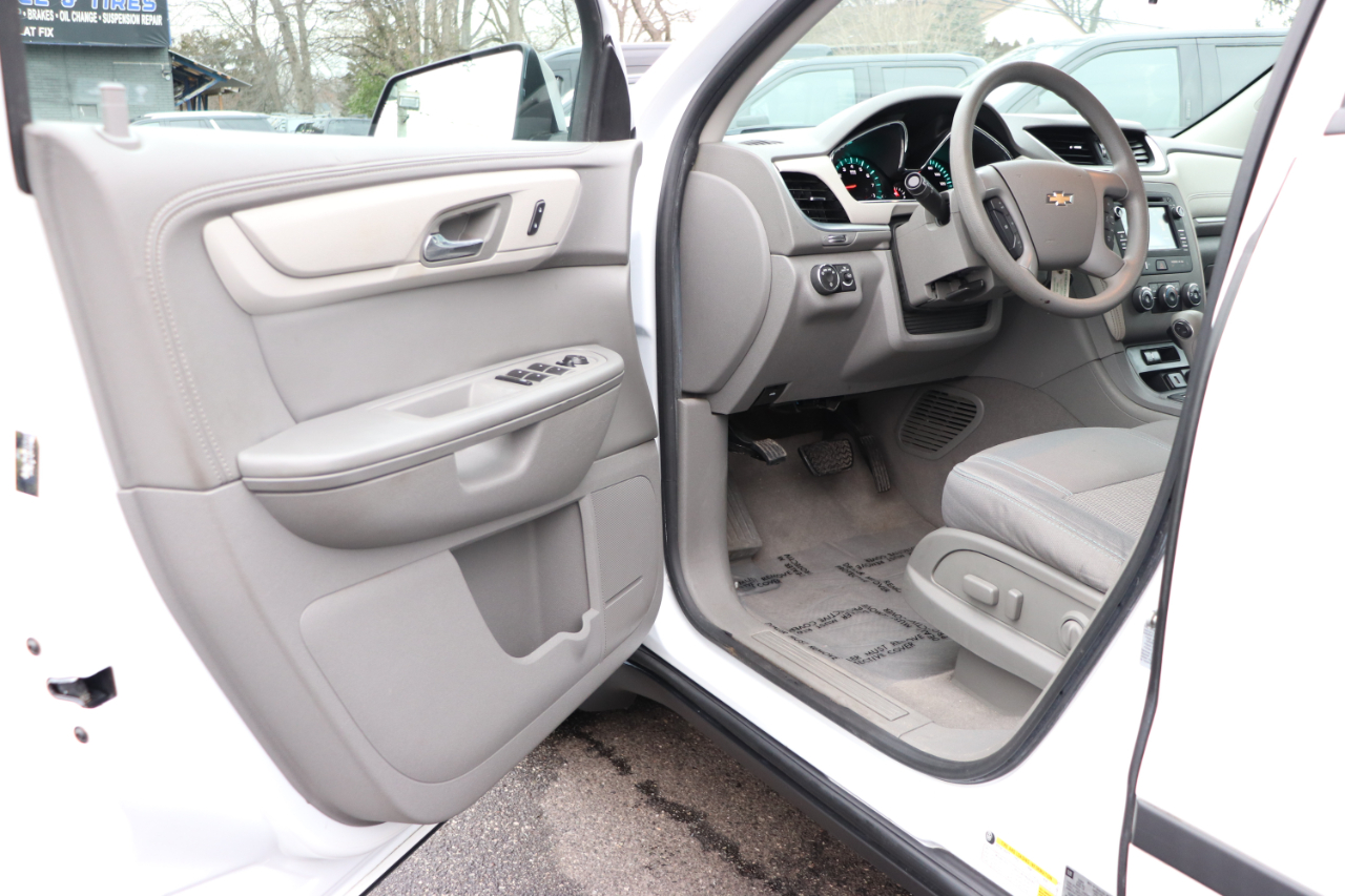 Chevrolet Traverse AWD 4dr LS 2017