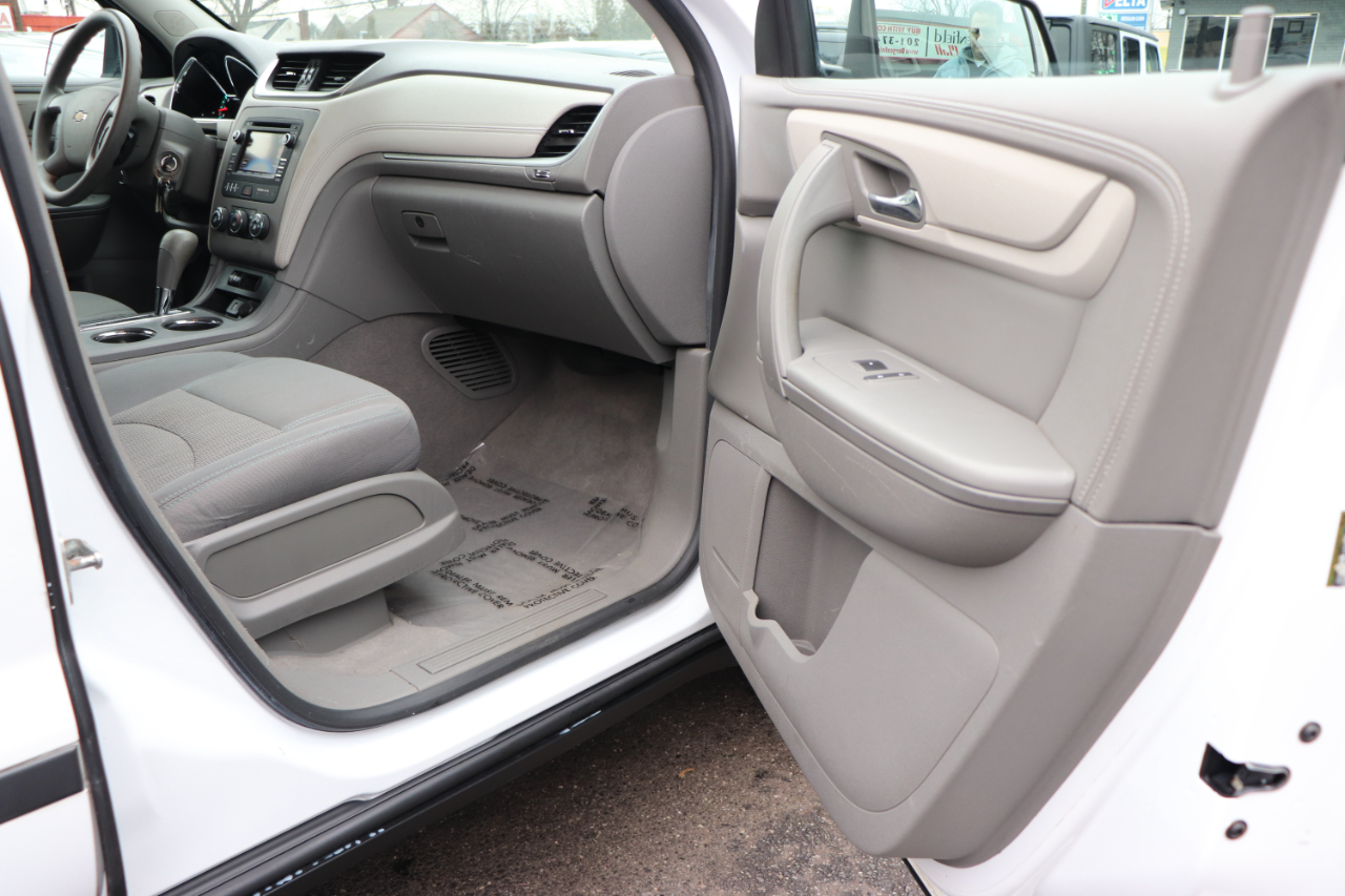 Chevrolet Traverse AWD 4dr LS 2017