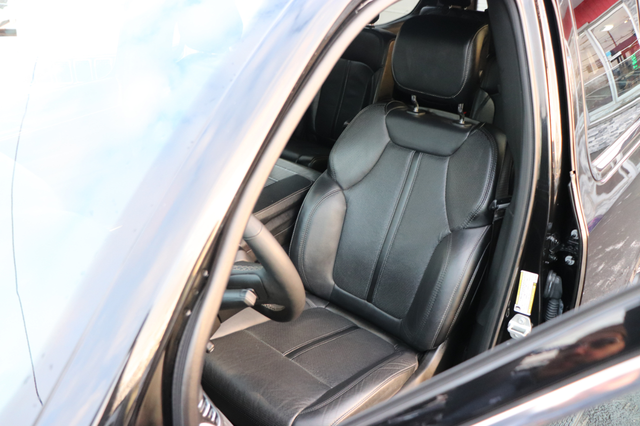 Jeep Wagoneer Series II 4x4 2024