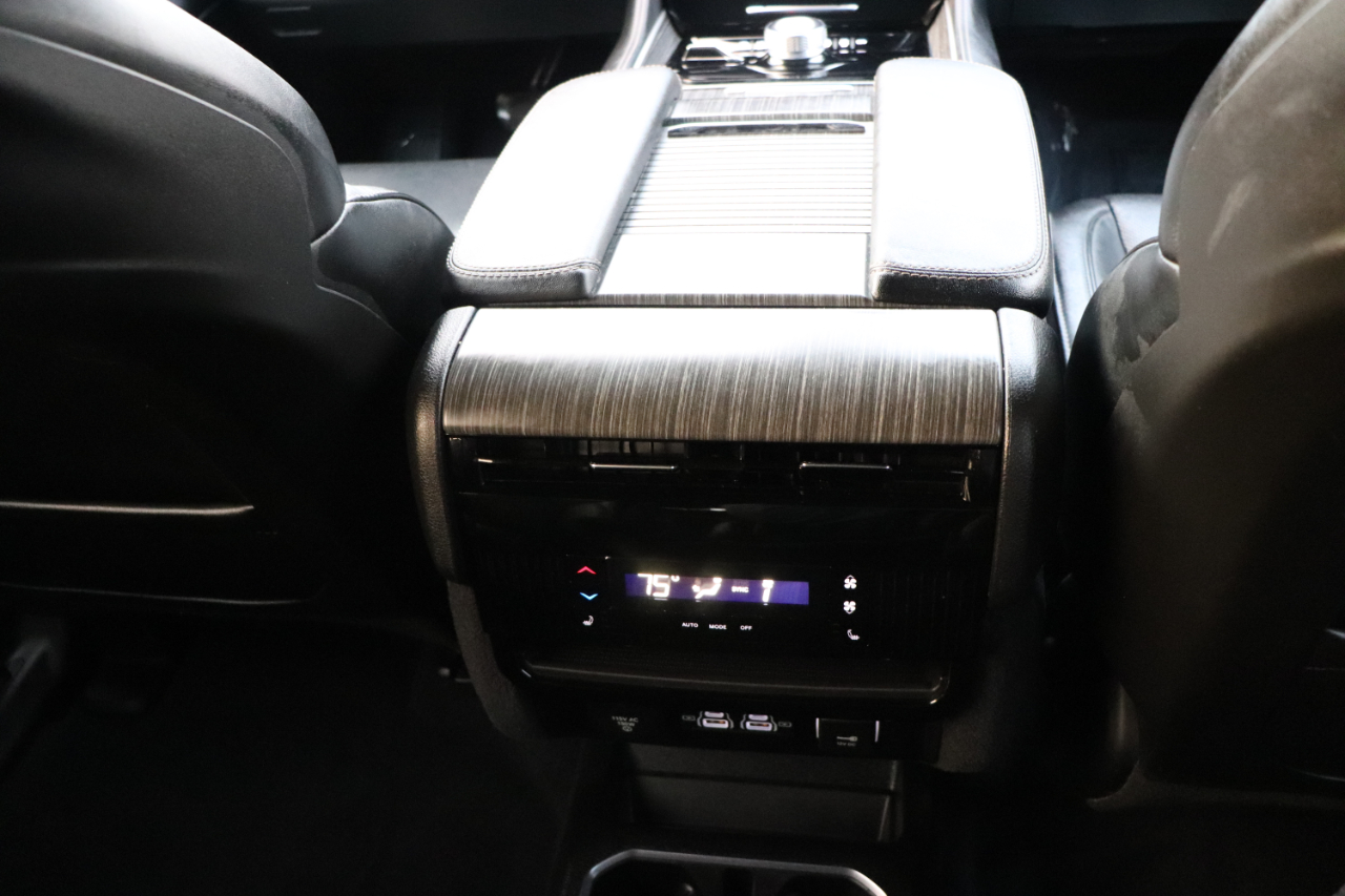 Jeep Wagoneer Series II 4x4 2024