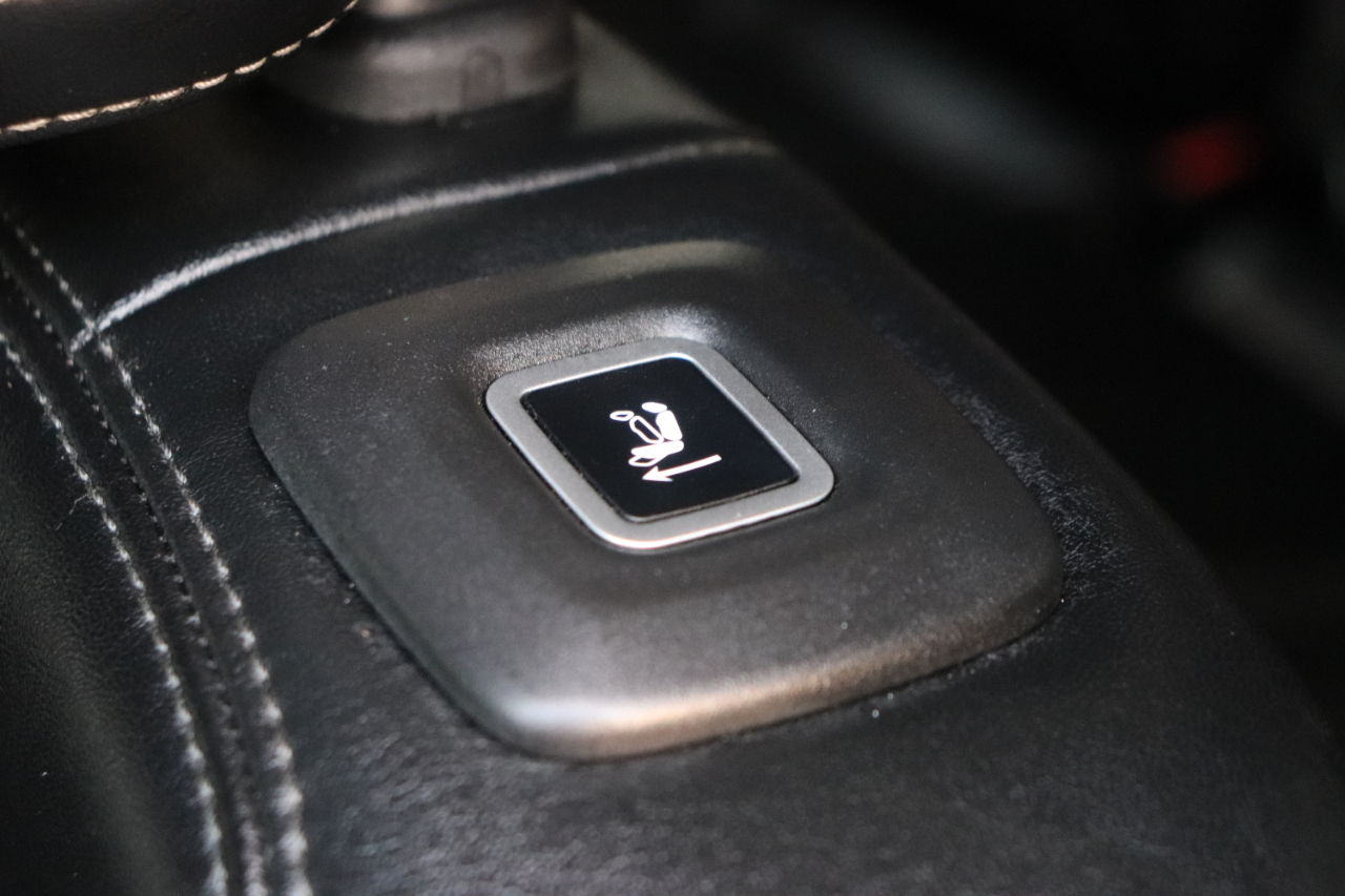 Jeep Wagoneer Series II 4x4 2024