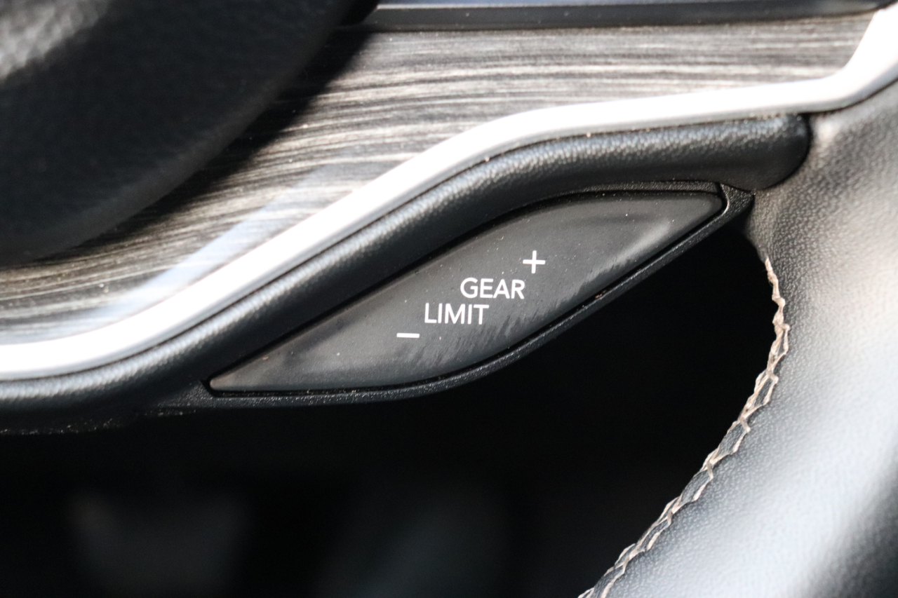 Jeep Wagoneer Series II 4x4 2024