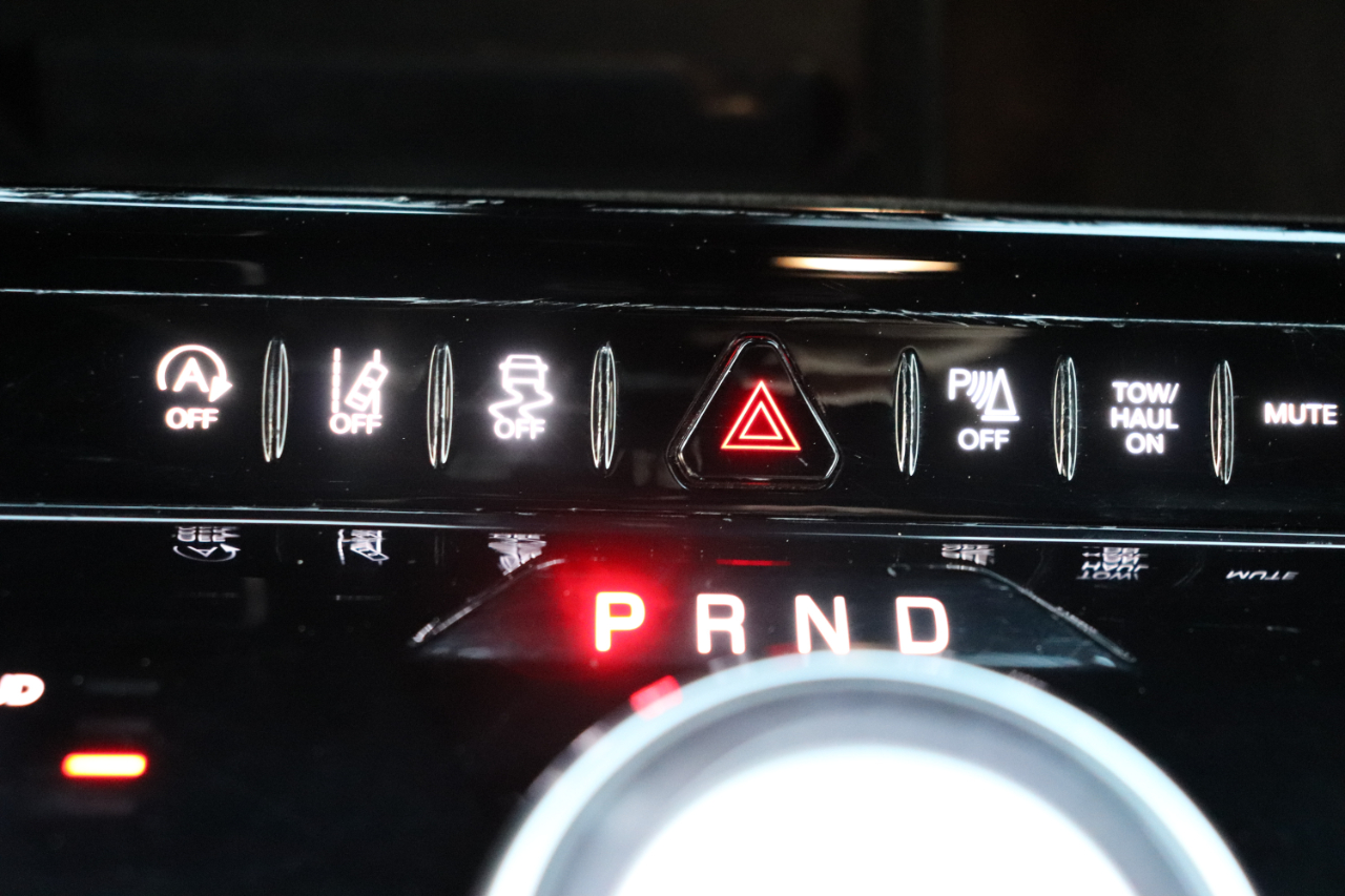 Jeep Wagoneer Series II 4x4 2024