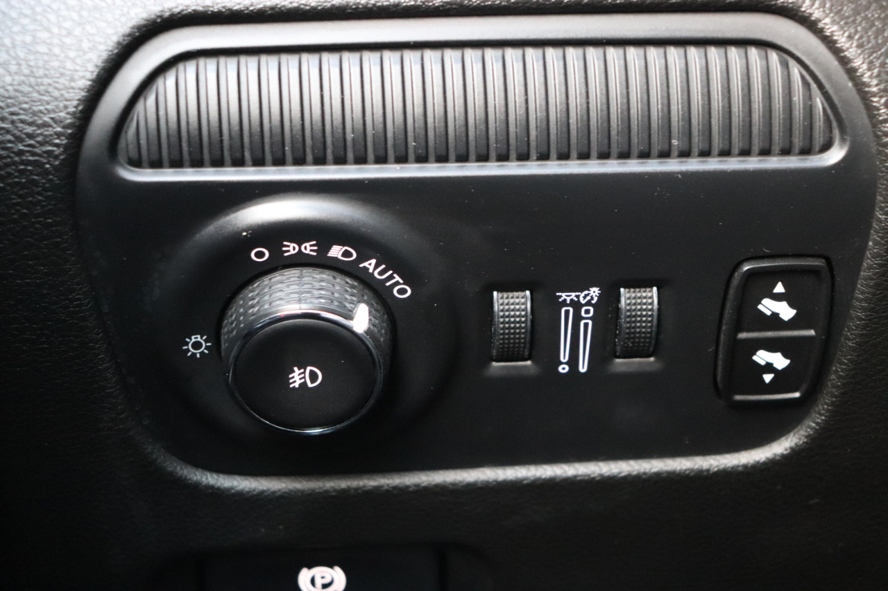 Jeep Wagoneer Series II 4x4 2024