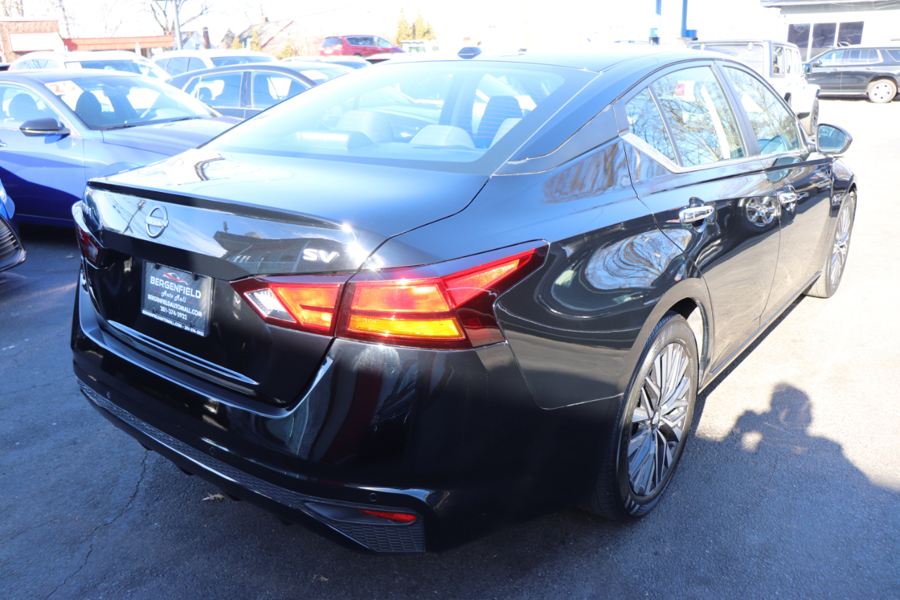 Nissan Altima 2.5 SV Sedan 2024