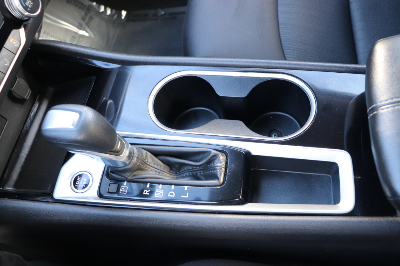 Nissan Altima 2.5 SV Sedan 2024