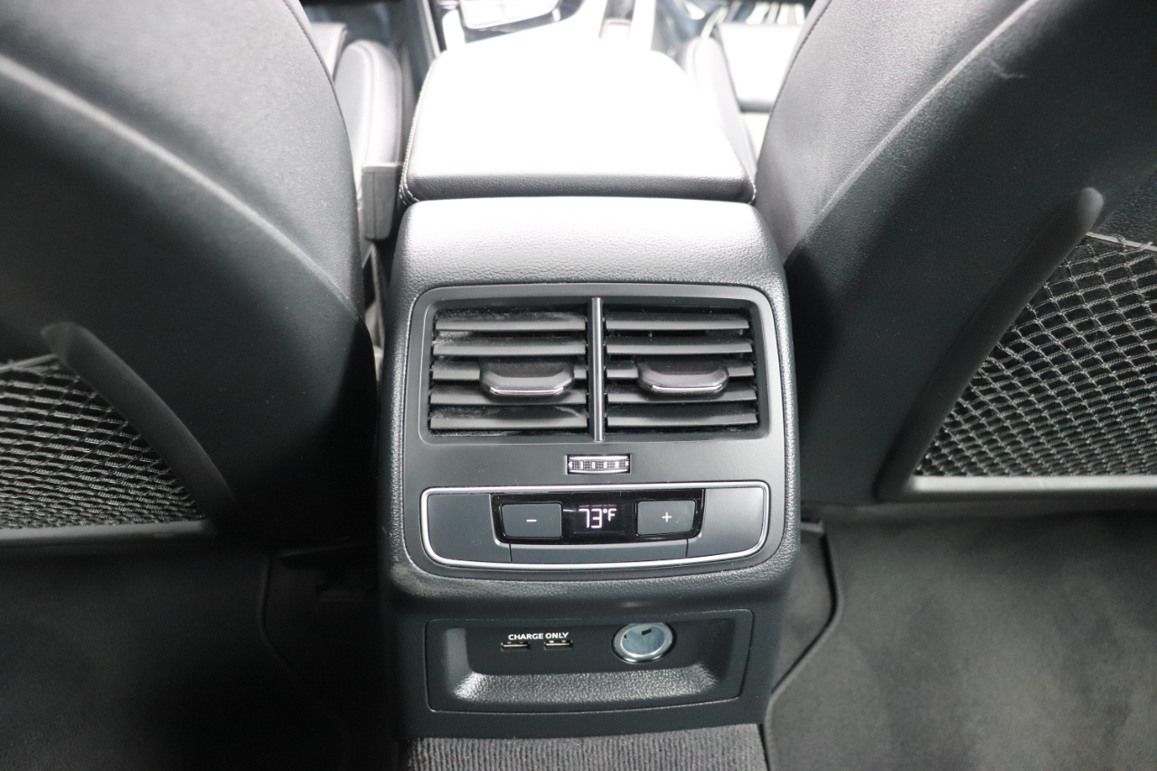 Audi A5 Sportback S line Premium 45 TFSI quattro 2025