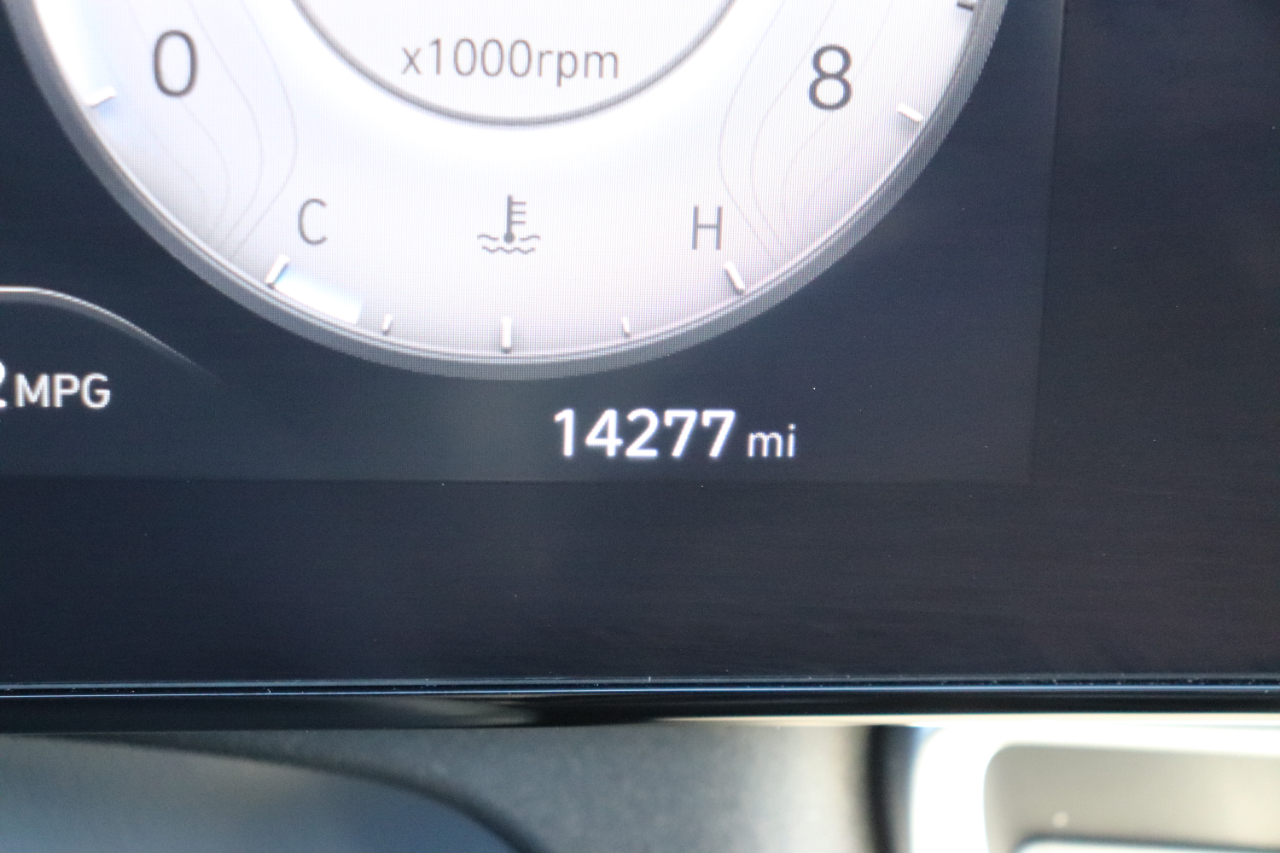 Hyundai Elantra SEL Convenience IVT 2025