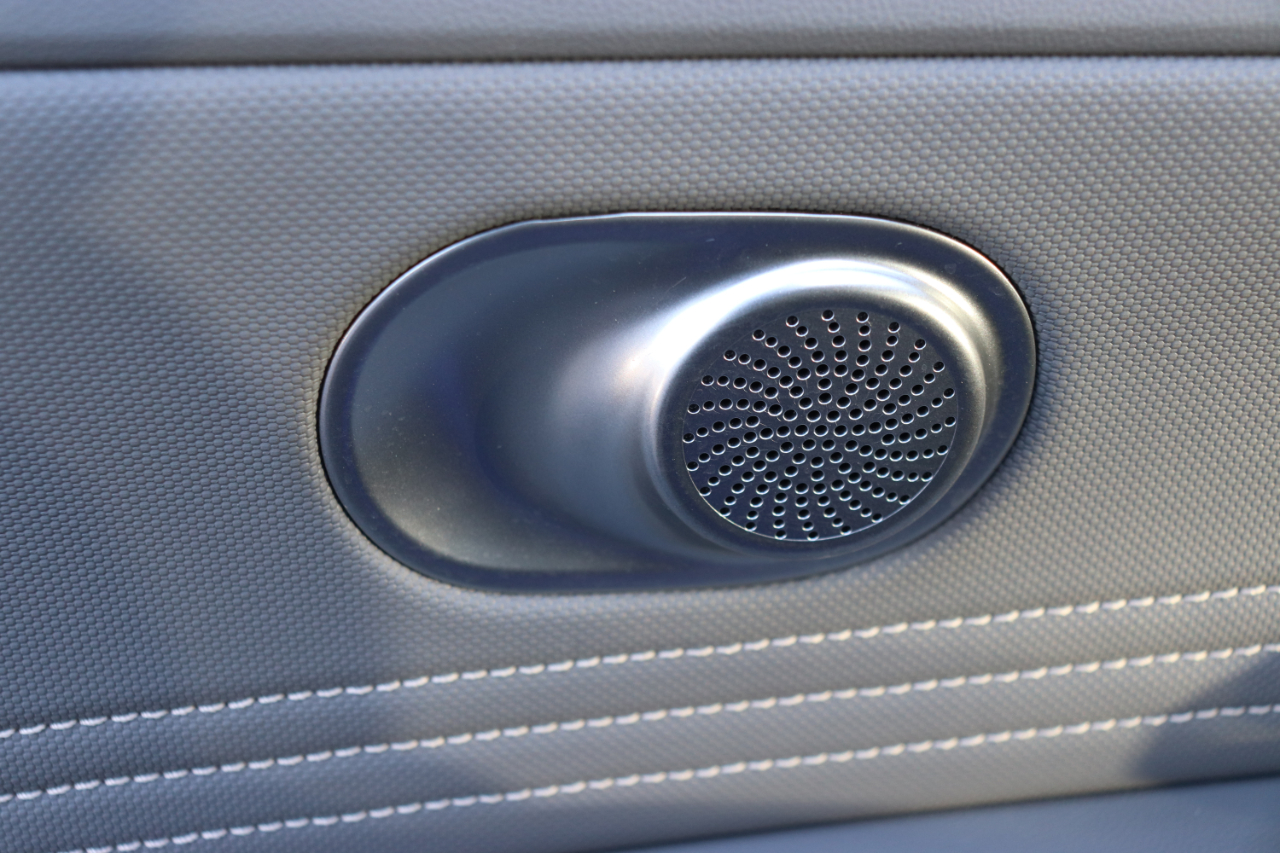 Hyundai Elantra SEL Convenience IVT 2025