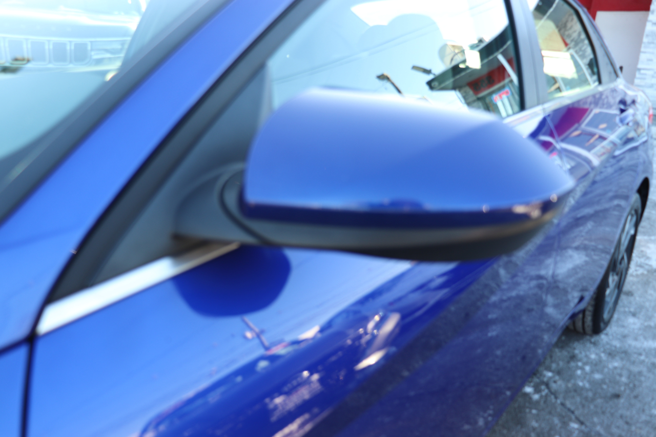 Hyundai Elantra SEL Convenience IVT 2025