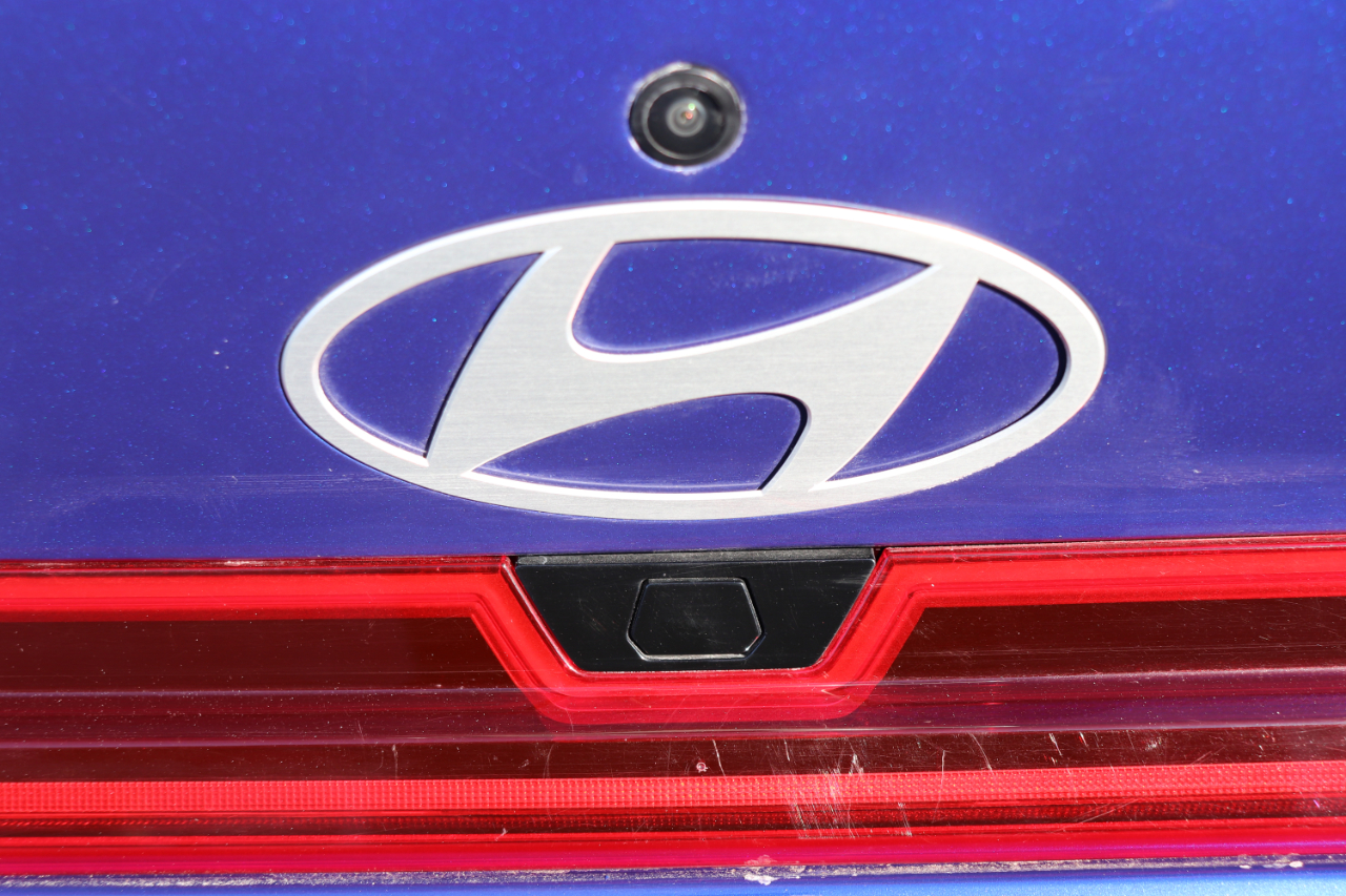 Hyundai Elantra SEL Convenience IVT 2025