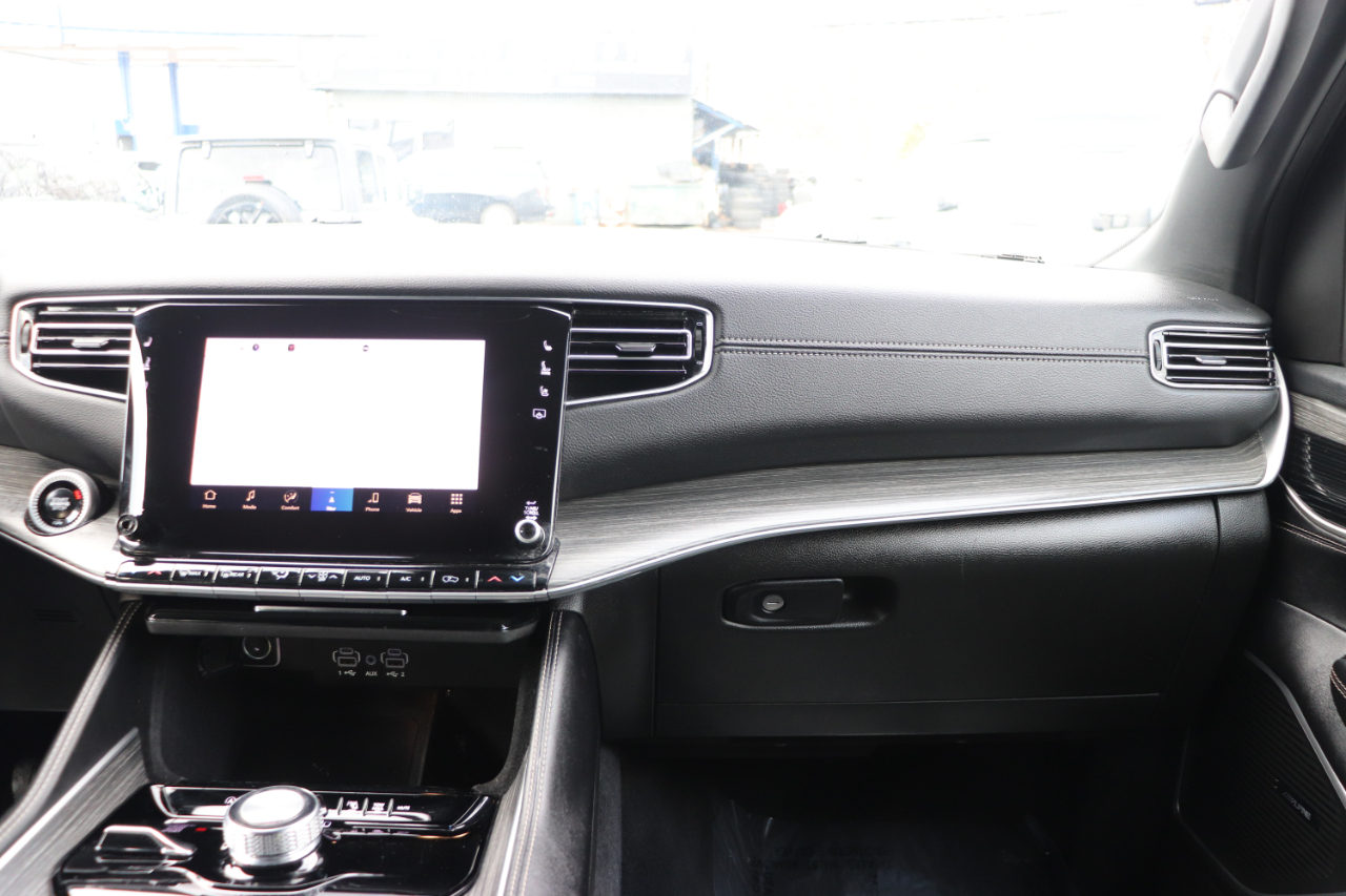 Jeep Wagoneer L Series II 4x4 2024