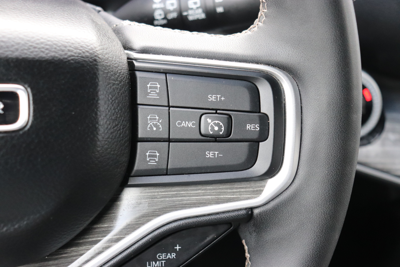 Jeep Wagoneer L Series II 4x4 2024