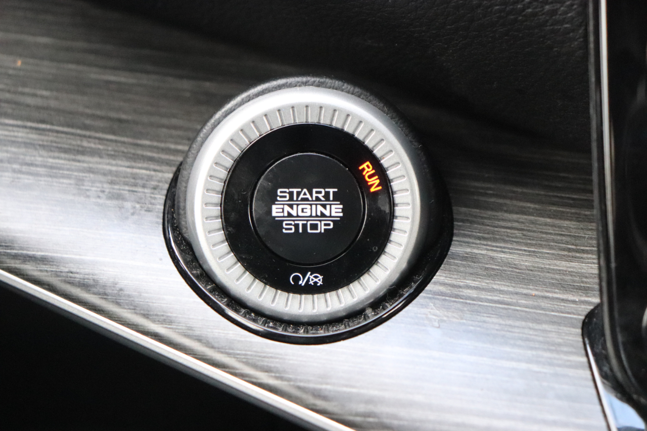 Jeep Wagoneer L Series II 4x4 2024