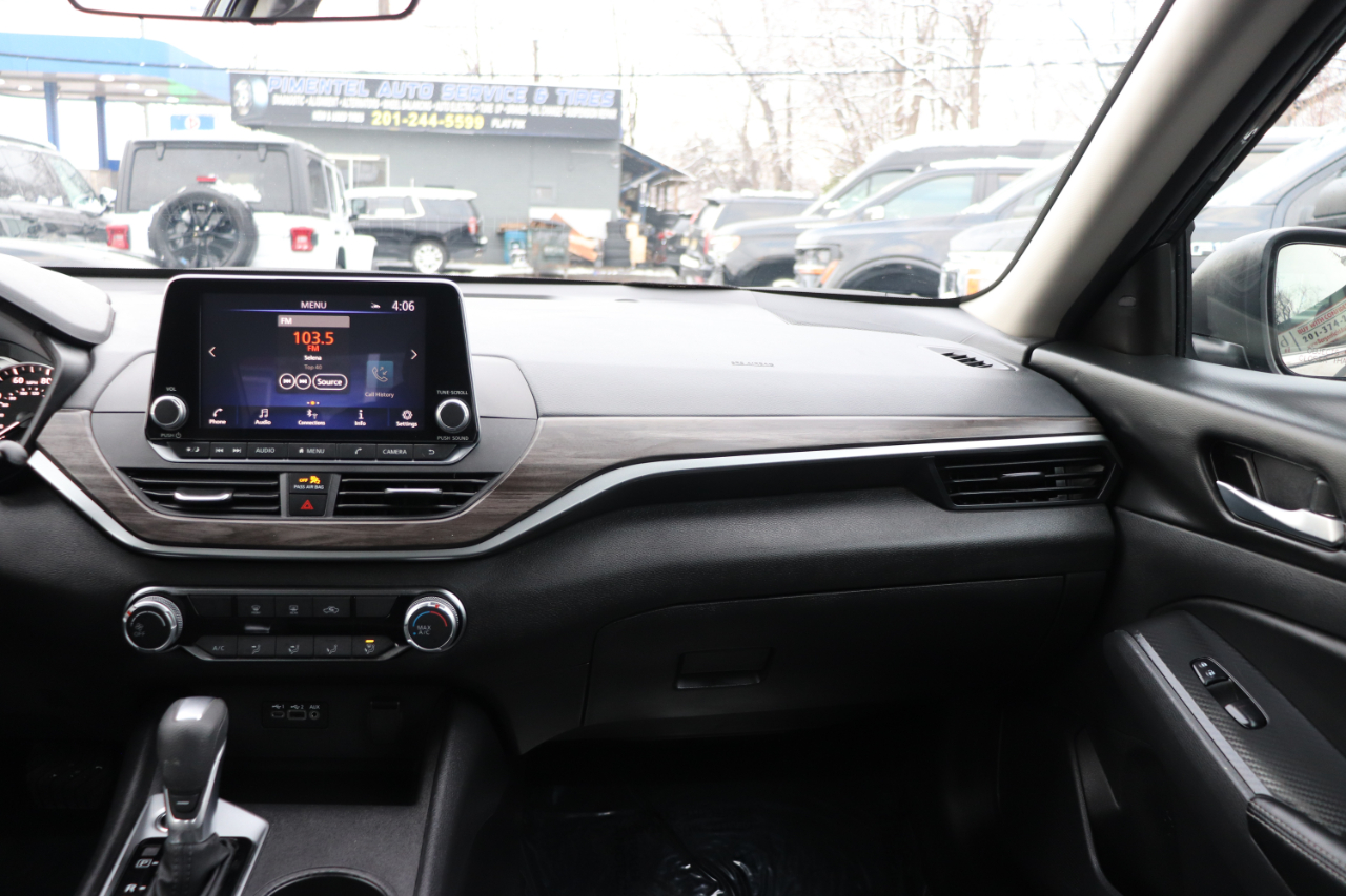 Nissan Altima SV FWD 2025