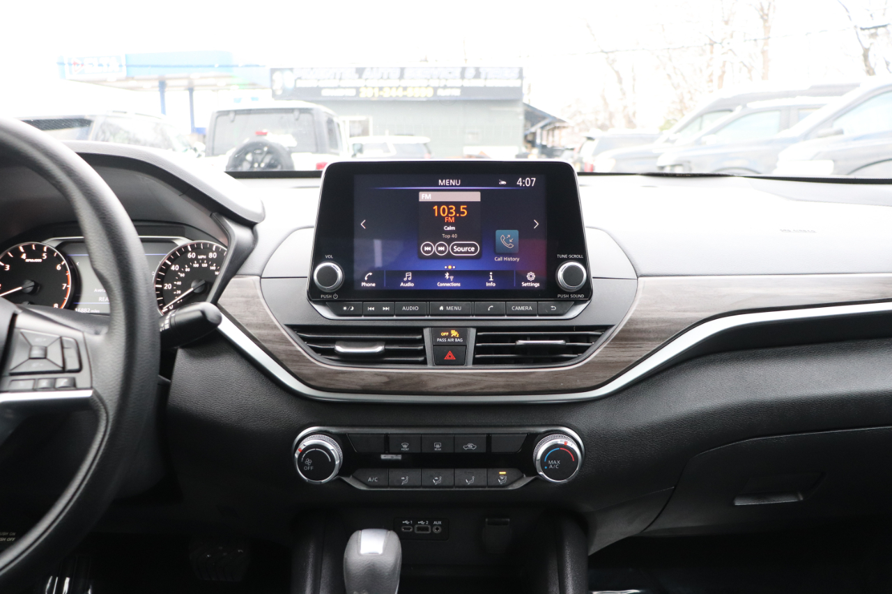 Nissan Altima SV FWD 2025