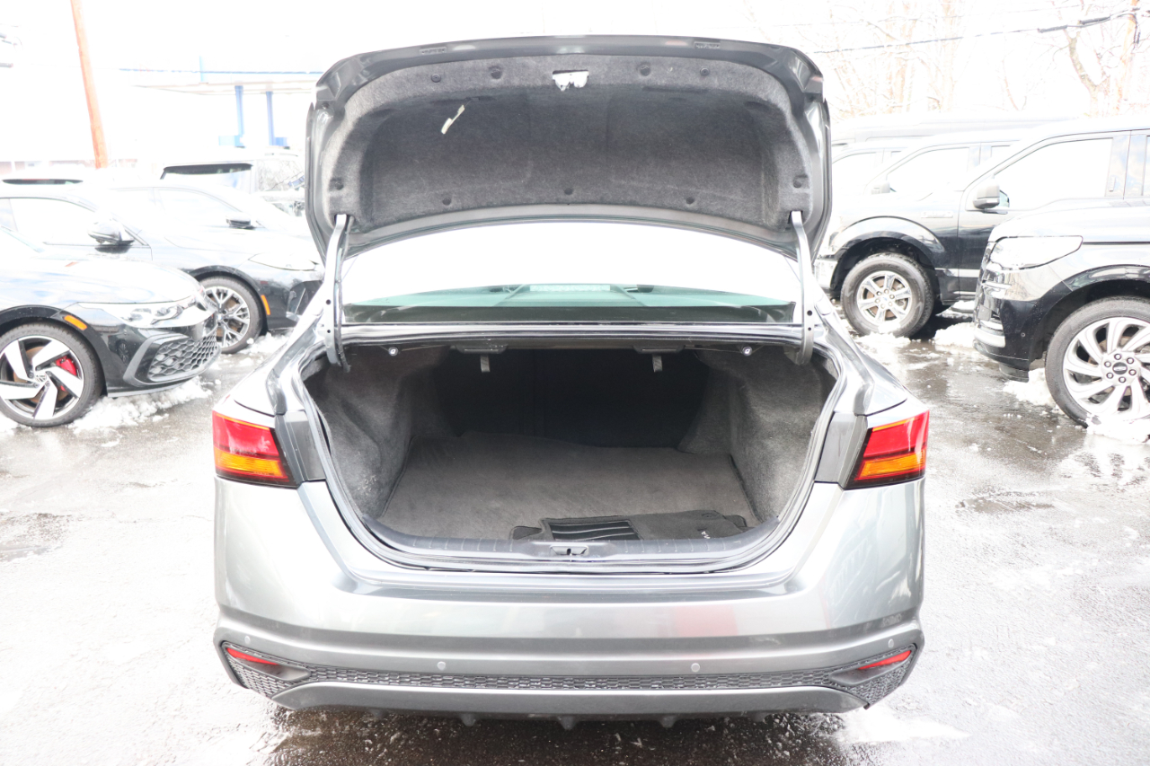 Nissan Altima SV FWD 2025