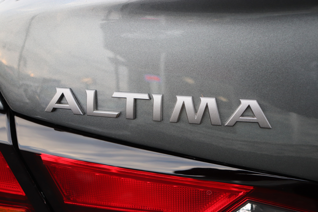 Nissan Altima SV FWD 2025