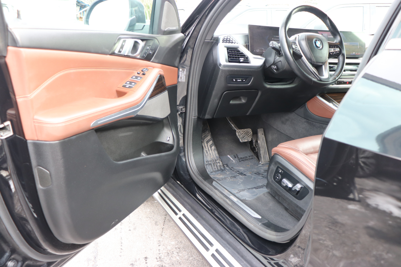 BMW X5 xDrive50e Plug-In Hybrid 2025