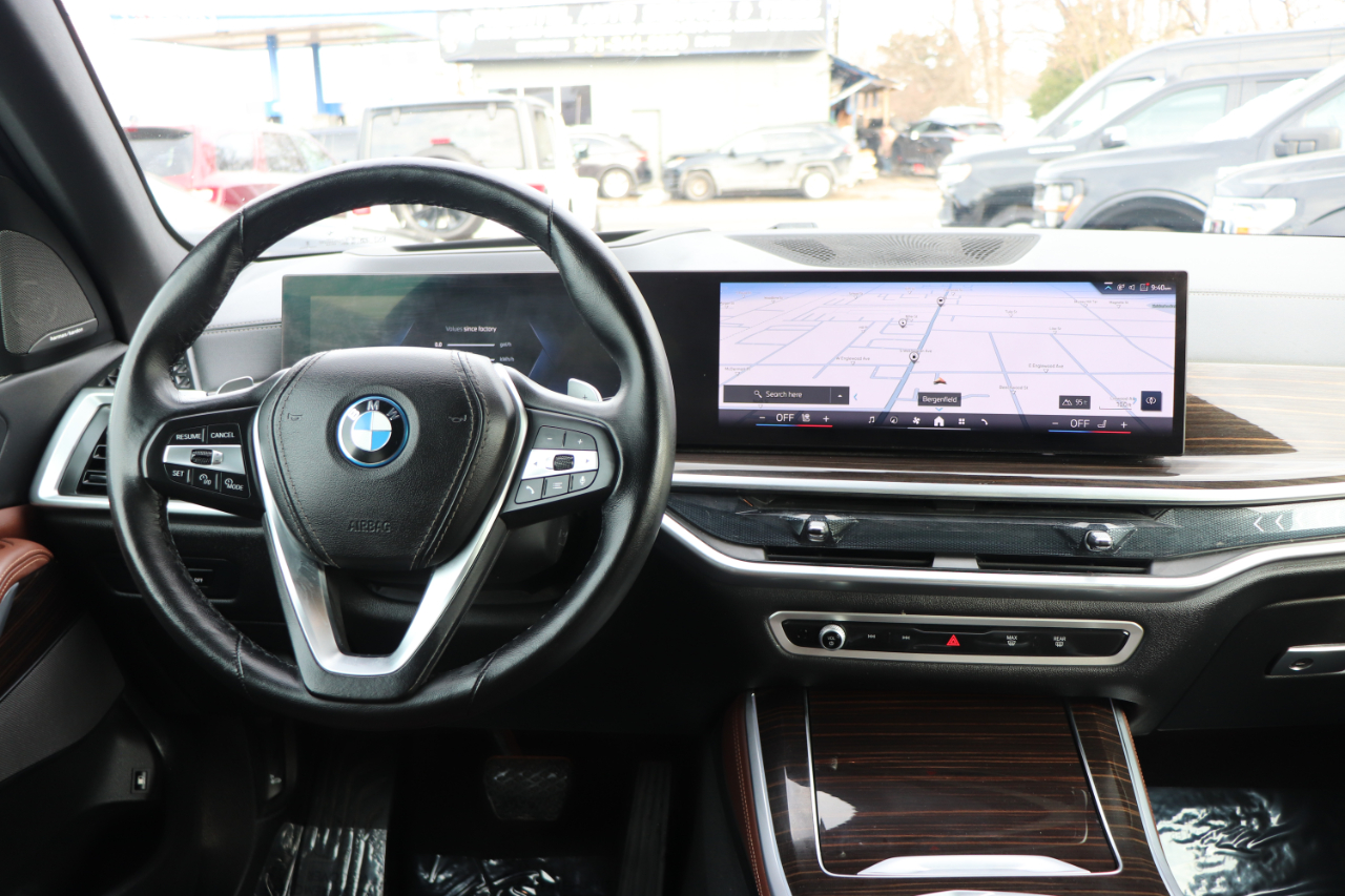 BMW X5 xDrive50e Plug-In Hybrid 2025