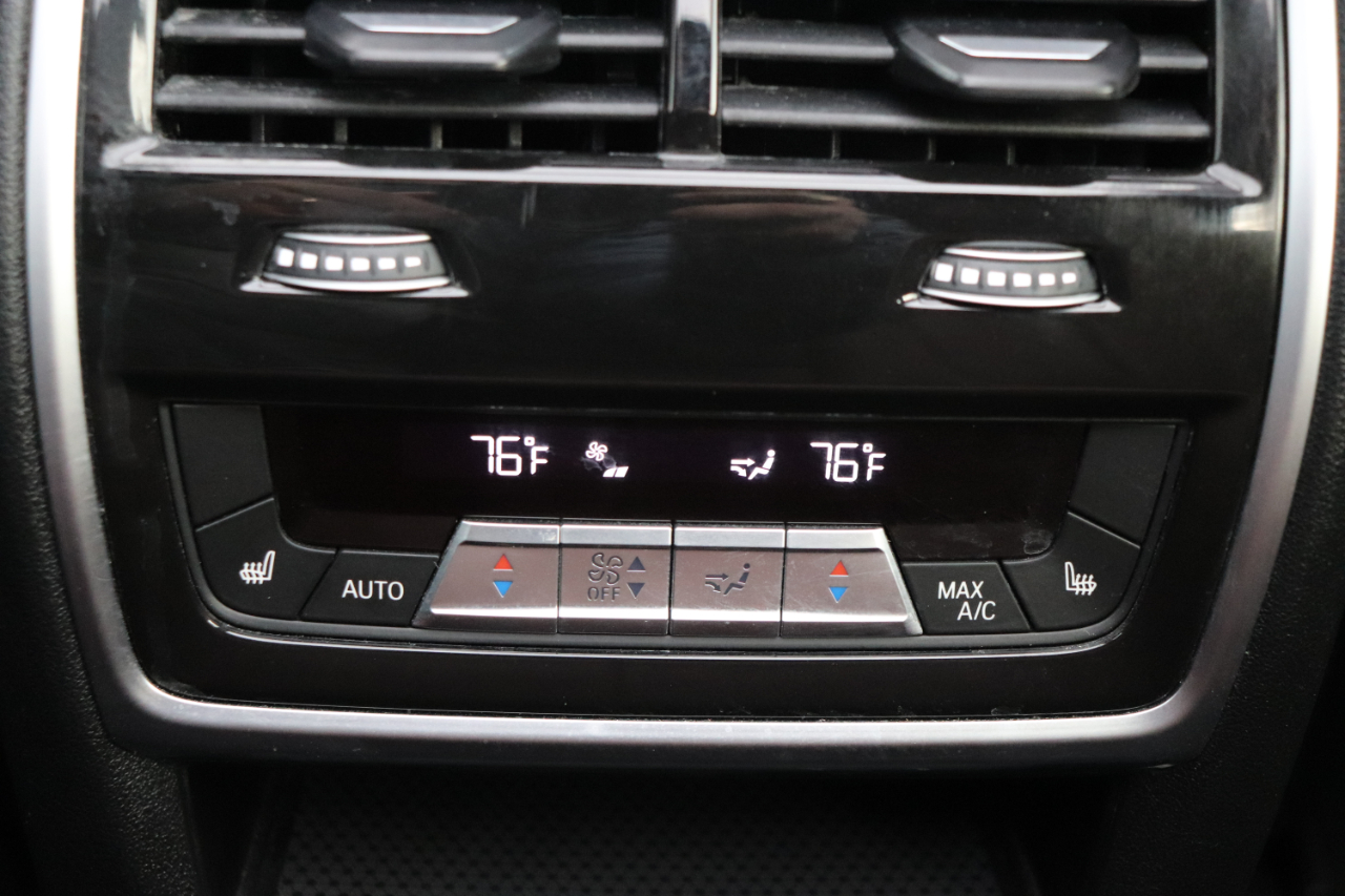 BMW X5 xDrive50e Plug-In Hybrid 2025